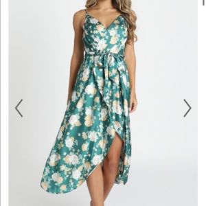 ❗️CLOSET CLEAN OUT❗️ Hi-Low Green Floral Dress